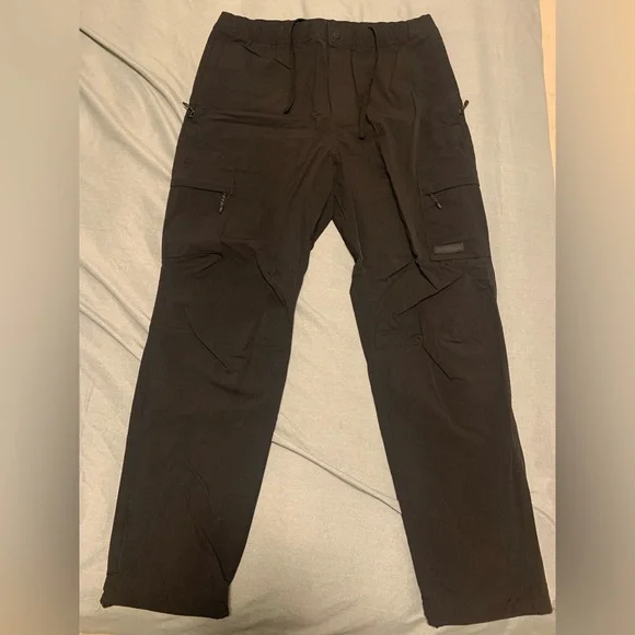 Cargo pants - Picture 1 of 2